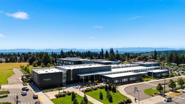 26607 Manchester Court, Kent, WA 98032