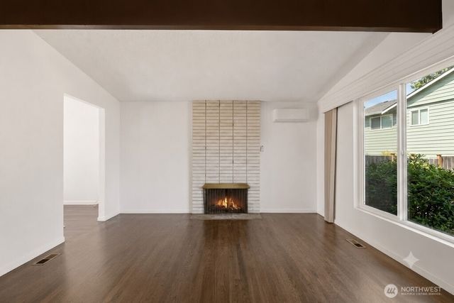 26607 Manchester Court, Kent, WA 98032