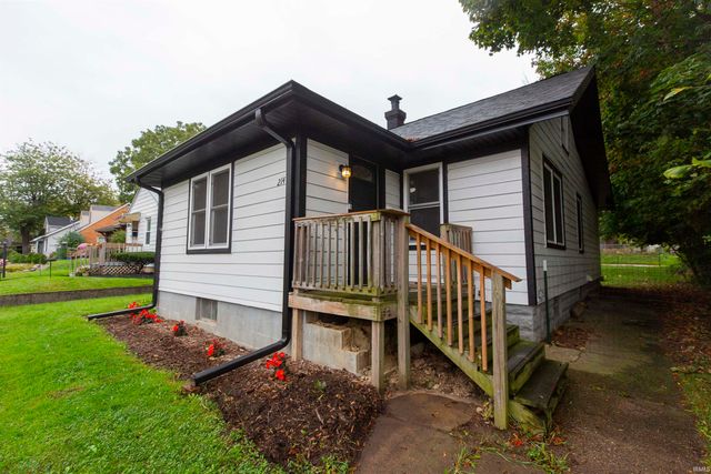 214 E Woodside Street, South Bend, IN 46614