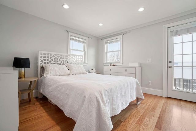 208-210 West 7th Street 2L, Boston, MA 02127