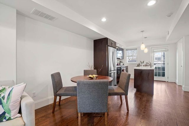 208-210 West 7th Street 2L, Boston, MA 02127