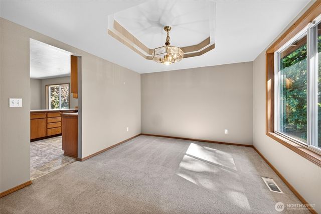 7011 47th Avenue E, Tacoma, WA 98443