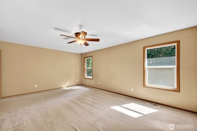 7011 47th Avenue E, Tacoma, WA 98443