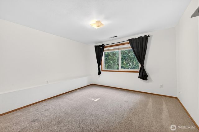7011 47th Avenue E, Tacoma, WA 98443