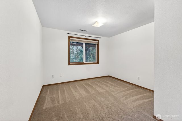 7011 47th Avenue E, Tacoma, WA 98443