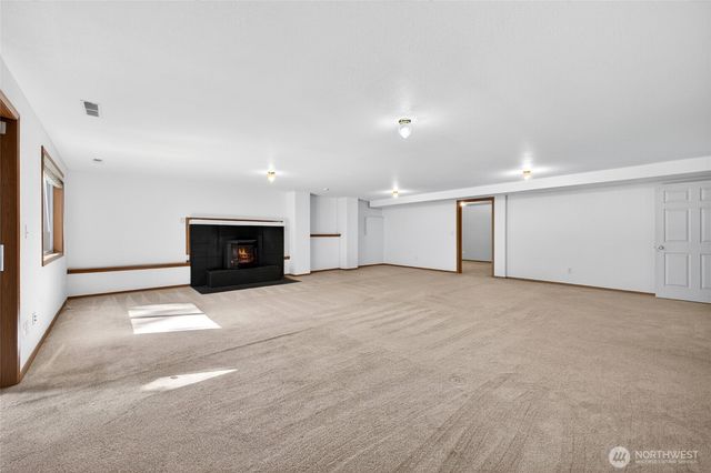 7011 47th Avenue E, Tacoma, WA 98443