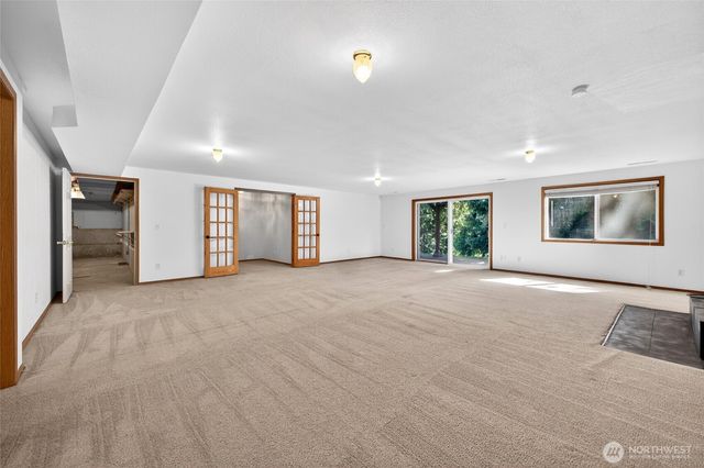7011 47th Avenue E, Tacoma, WA 98443