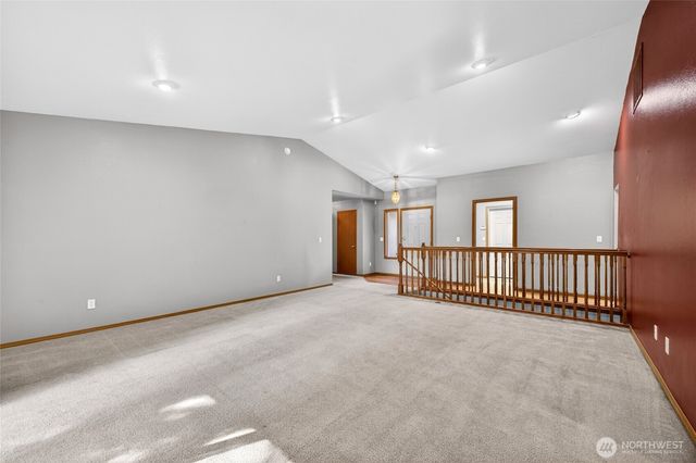 7011 47th Avenue E, Tacoma, WA 98443