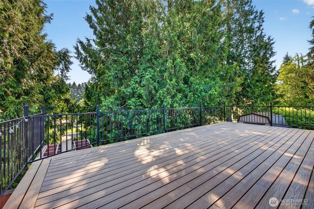 7011 47th Avenue E, Tacoma, WA 98443