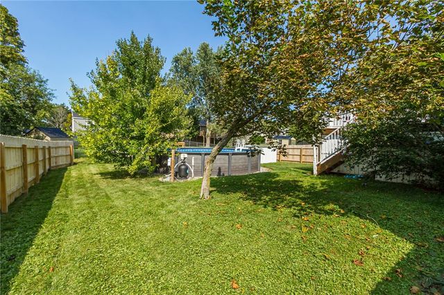 5715 Dalton Drive, Farmington, NY 14425