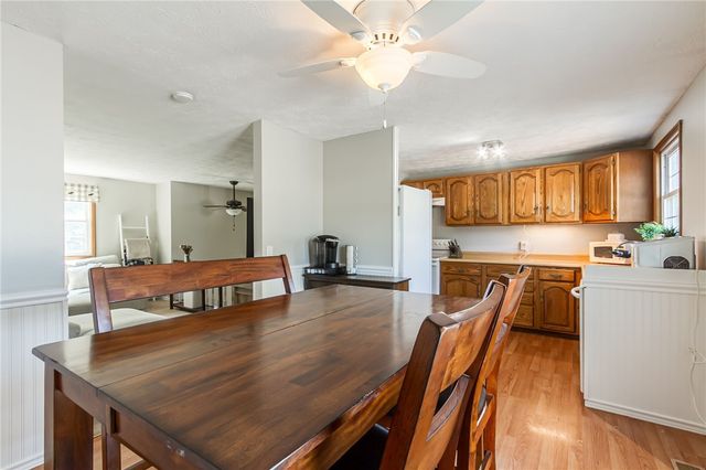 5715 Dalton Drive, Farmington, NY 14425