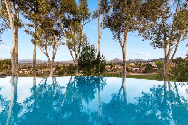 12131 View Pointe Row, San Diego, CA 92128