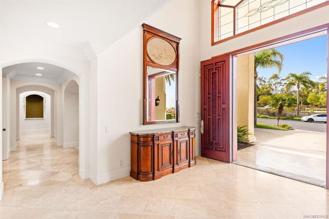 12131 View Pointe Row, San Diego, CA 92128