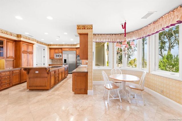 12131 View Pointe Row, San Diego, CA 92128