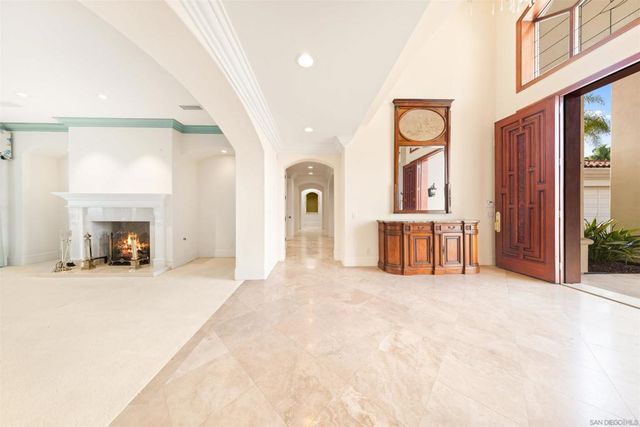 12131 View Pointe Row, San Diego, CA 92128