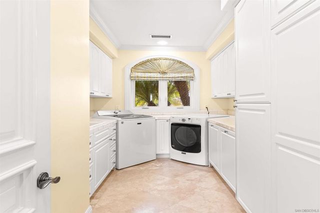 12131 View Pointe Row, San Diego, CA 92128