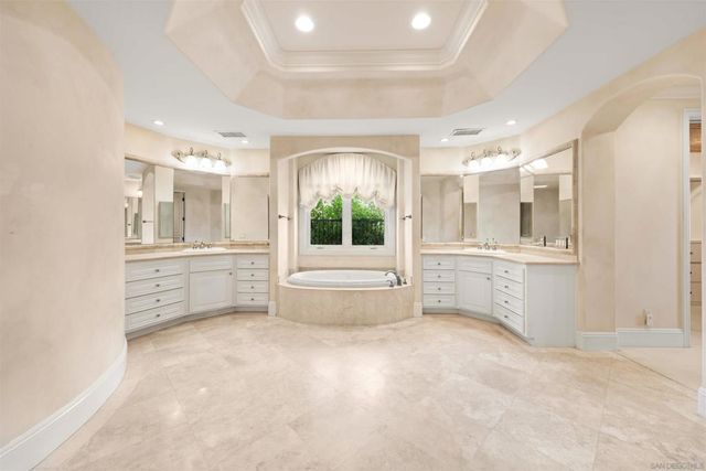 12131 View Pointe Row, San Diego, CA 92128