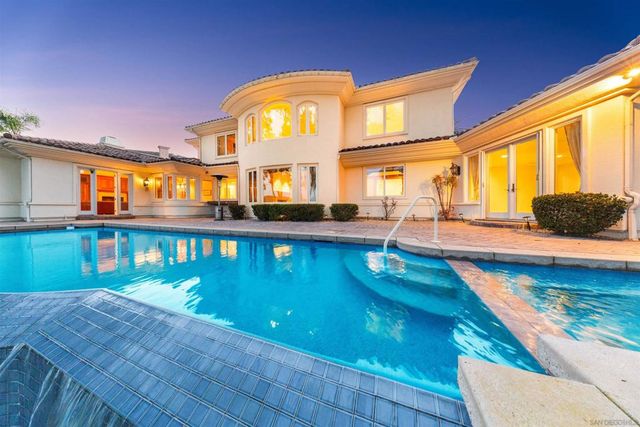 12131 View Pointe Row, San Diego, CA 92128