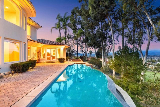 12131 View Pointe Row, San Diego, CA 92128