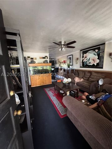 1075 NW 100th St, Miami, FL 33150