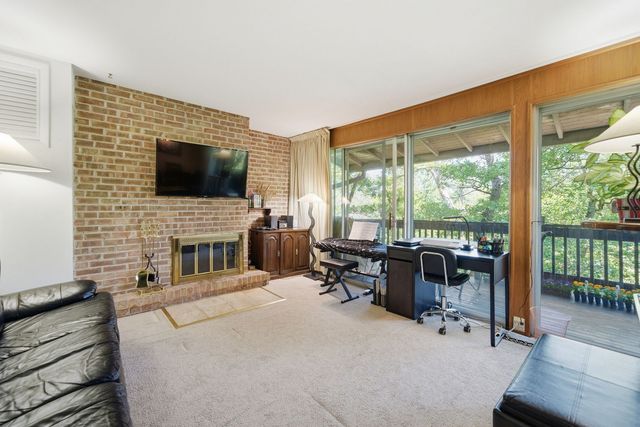5517 E Lake Drive 91-E, Lisle, IL 60532