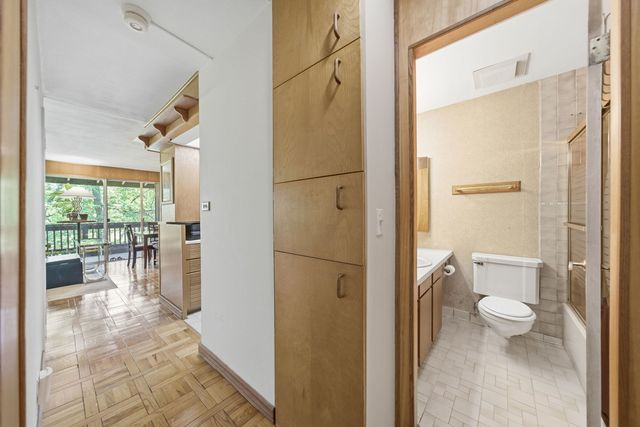 5517 E Lake Drive 91-E, Lisle, IL 60532