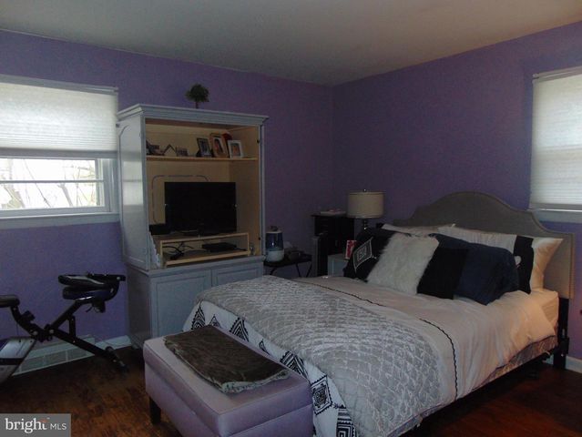 902 GLENDORA AVE, Glendora, NJ 08029