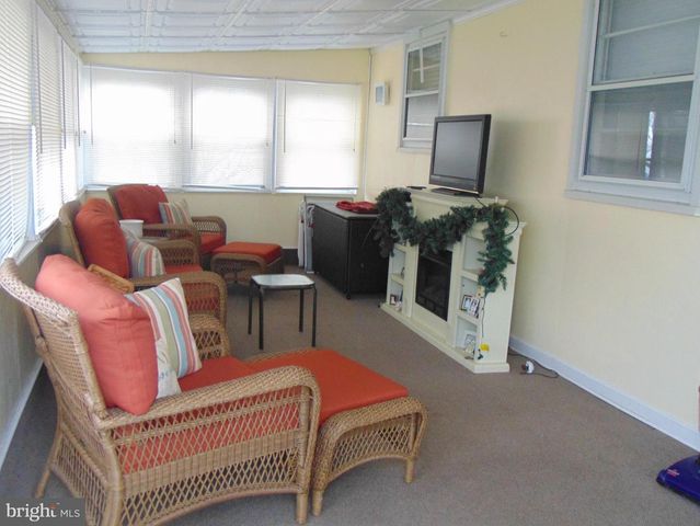 902 GLENDORA AVE, Glendora, NJ 08029