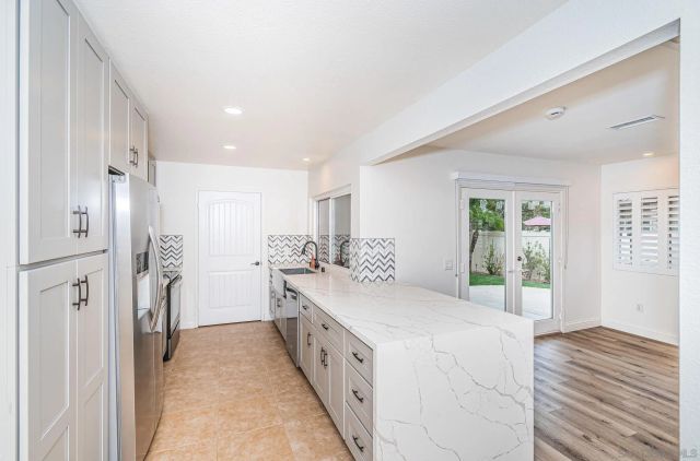 13675 Comuna Dr, Poway, CA 92064