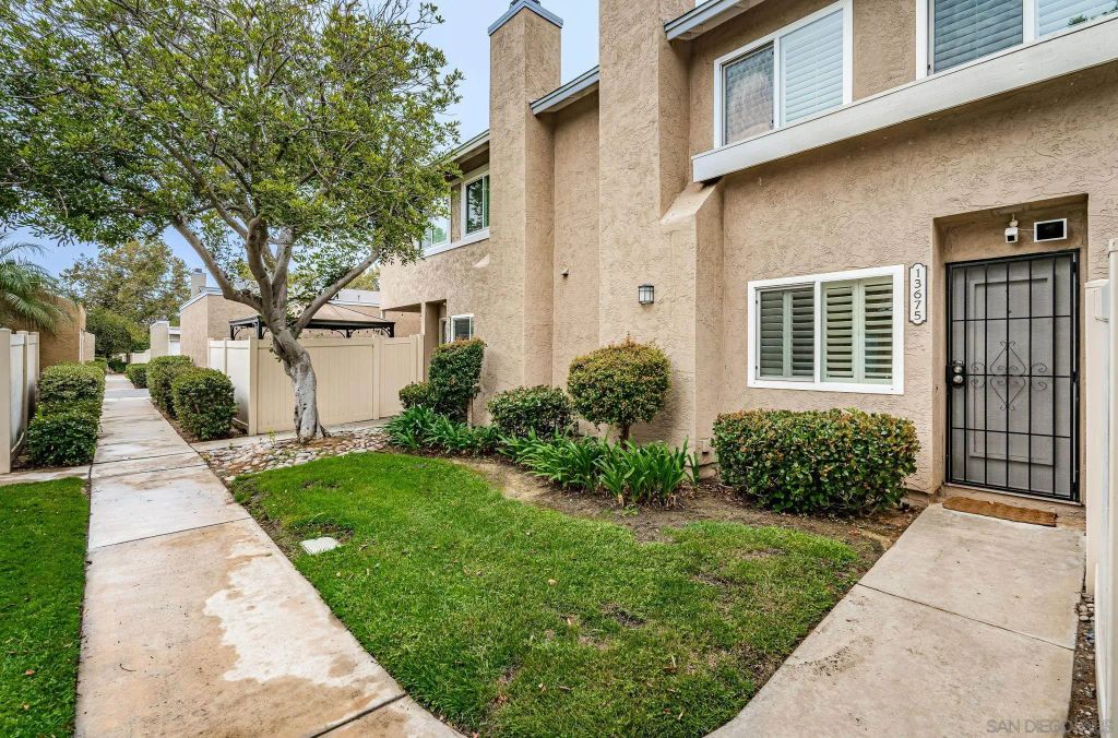 13675 Comuna Dr, Poway, CA 92064