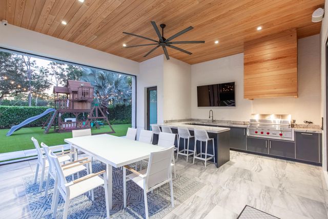 1768 Breakers West Boulevard W, West Palm Beach, FL 33411