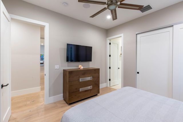 1768 Breakers West Boulevard W, West Palm Beach, FL 33411