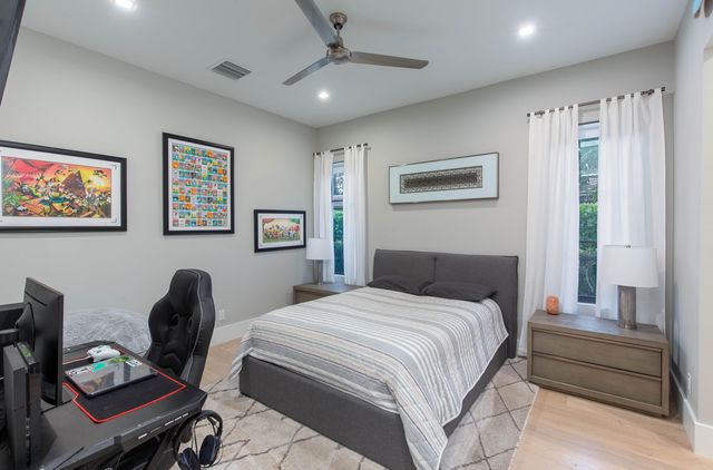 1768 Breakers West Boulevard W, West Palm Beach, FL 33411