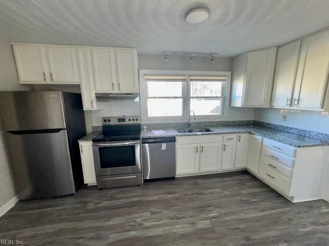 1077 Kittrell ST, Norfolk, VA 23513