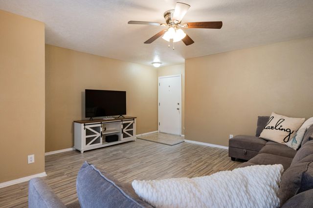 12037 Zia Road NE, Albuquerque, NM 87123