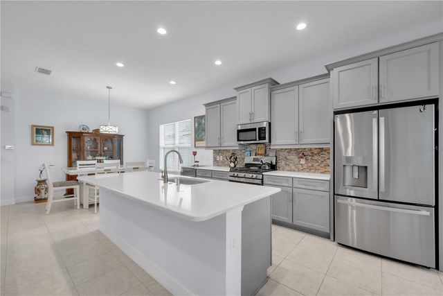 4916 SEVILLA SHORES DRIVE, Wimauma, FL 33598