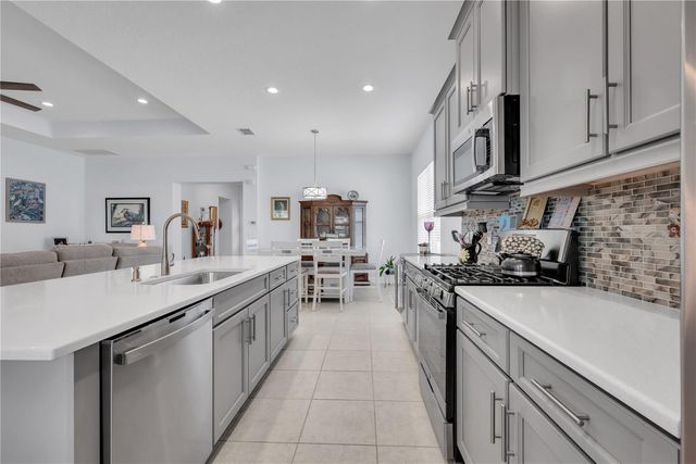 4916 SEVILLA SHORES DRIVE, Wimauma, FL 33598