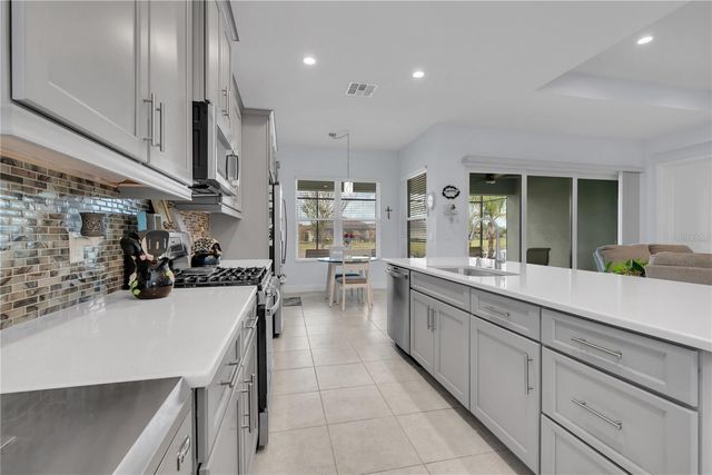 4916 SEVILLA SHORES DRIVE, Wimauma, FL 33598