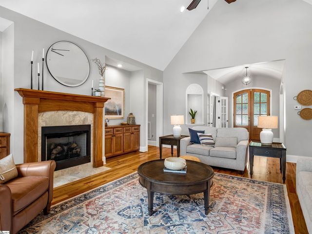 346 Roy Hall Way, Campobello, SC 29322
