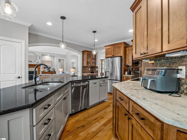 346 Roy Hall Way, Campobello, SC 29322