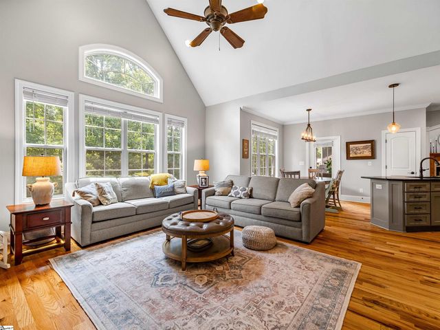 346 Roy Hall Way, Campobello, SC 29322