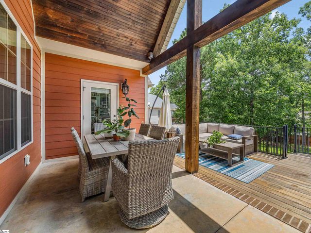 346 Roy Hall Way, Campobello, SC 29322