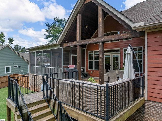 346 Roy Hall Way, Campobello, SC 29322