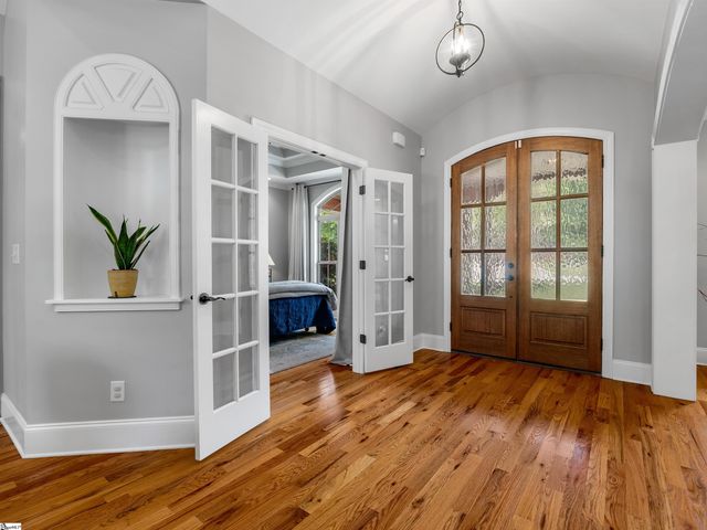346 Roy Hall Way, Campobello, SC 29322