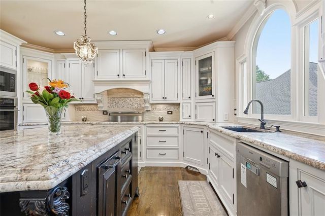 2336 Edgemere Lake Circle, Marietta, GA 30062