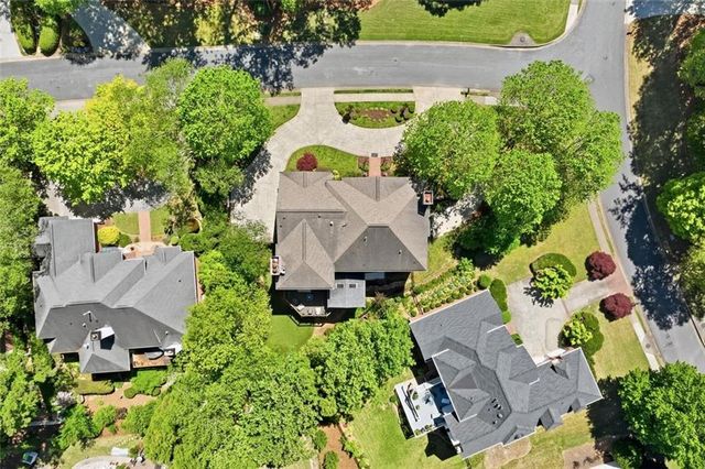 2336 Edgemere Lake Circle, Marietta, GA 30062