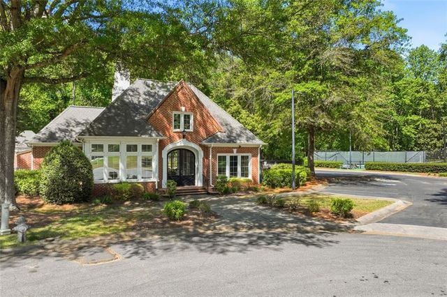 2336 Edgemere Lake Circle, Marietta, GA 30062
