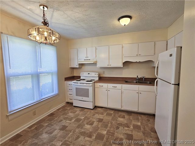 6459 Rannock Drive, Fayetteville, NC 28304