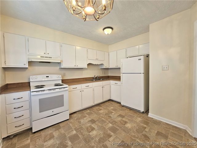 6459 Rannock Drive, Fayetteville, NC 28304