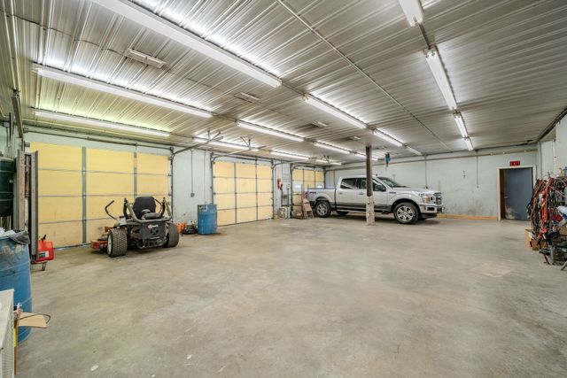 975 Ashport Rd, Jackson, TN 38305